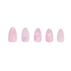 My Melody X Glamnetic Press-On Nail Kit Home
