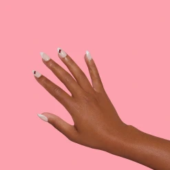 Hello Kitty X Glamnetic Press-on Nail Kit Home